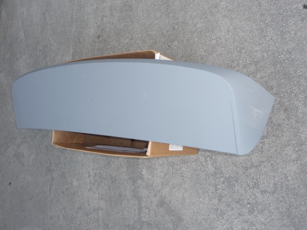 16-19 Bentley Bentayga BY636 Rear Upper Wing skirt Tail Spoiler 36A827933 OEM H1