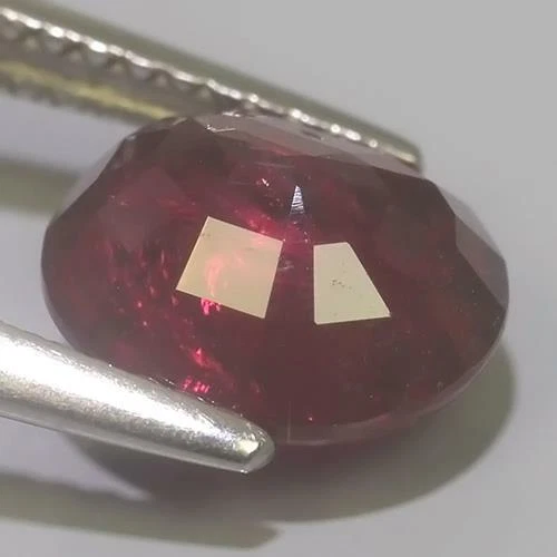 2.08 CTS NATURAL RUBELITE OVAL SHAPE LOOSE GEMSTONE FROM BRAZIL. - Image 3 of 3