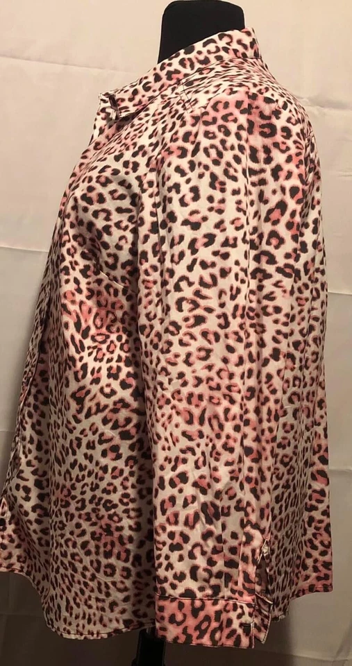 Camisa Roamans Para Mujer 24W Rosa Leopardo Estampado Animal Abotonada Hecha de Algodón Foto 4 de 4