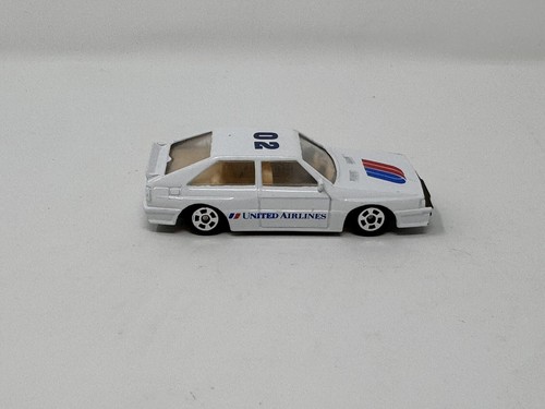 United Airlines #02 Ground Support Equipment Diecast Car - Picture 2 of 6