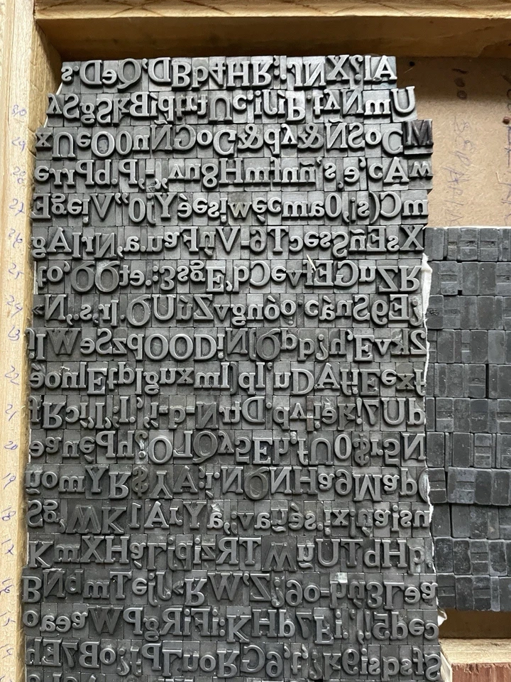 Enorme Lote de Bloques de Impresión Tipo Letra Vintage 800 Piezas Tamaño 28pts Foto 3 de 4