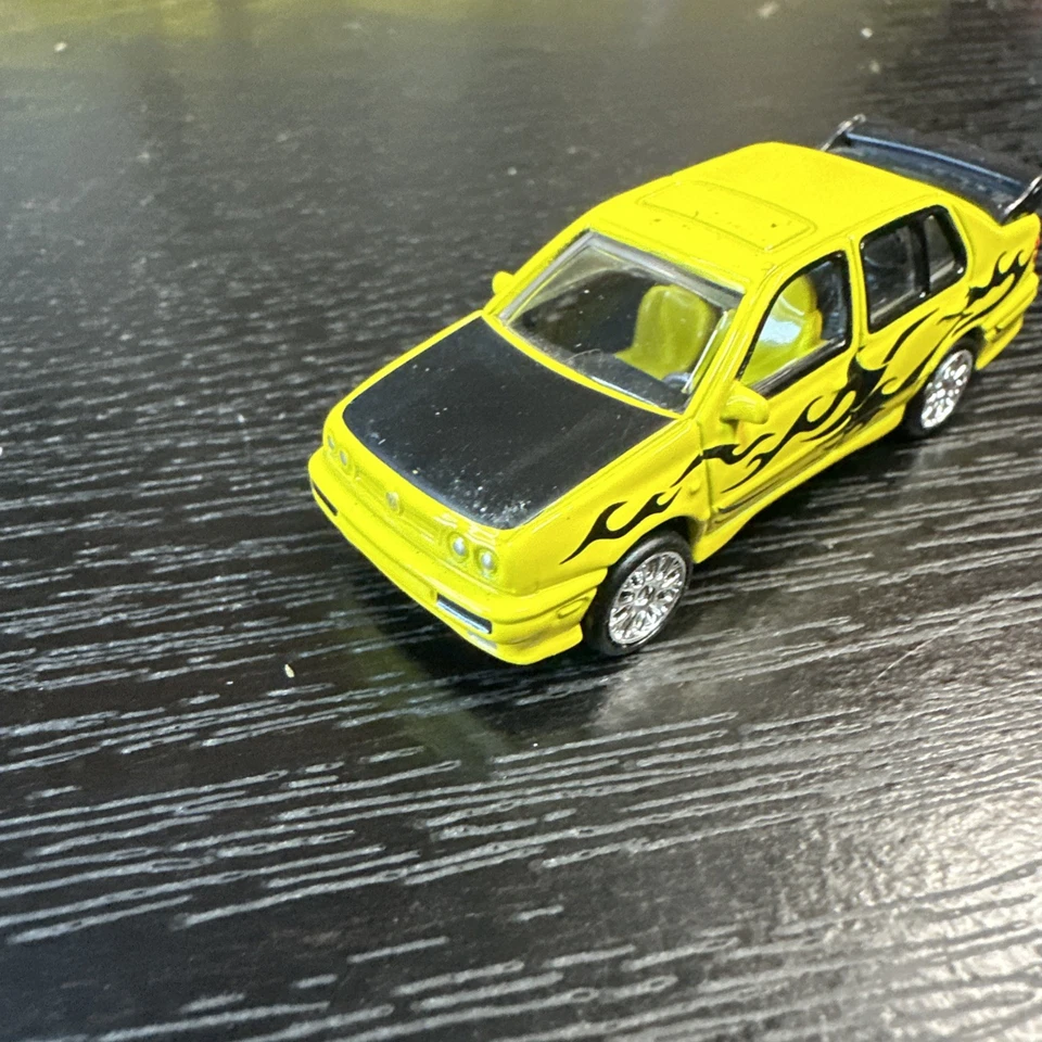 2003 FAST and THE FURIOUS 1995 大众捷达 III 系列 4 - 1: 64 赛车冠军 — 第 4/4 张图片