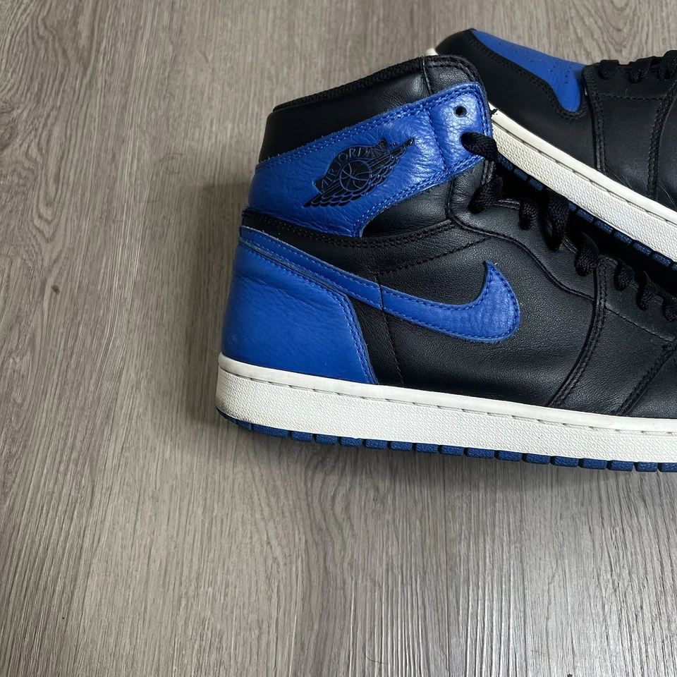 Size 10.5 - Nike Air Jordan 1 Retro High OG Royal 2017 - 555088-007 - Image 3 of 4