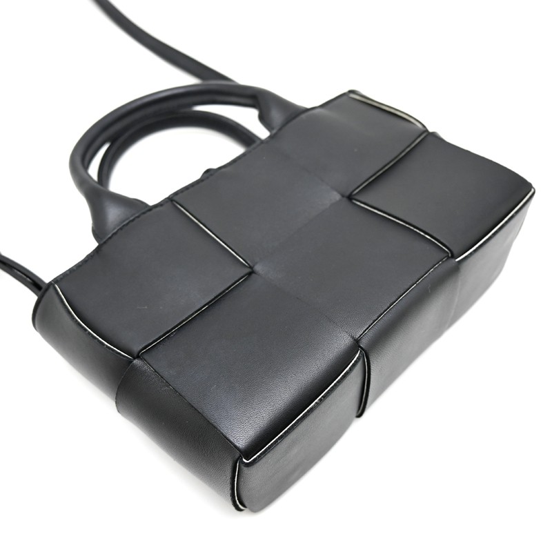 Bottega Veneta Candy Arco Tote Bag Lamb Leather Noir/White thumbnail 4