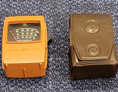 GE General Electric Vintage Light Meter Type 214 w/Case Great Condition Vintage