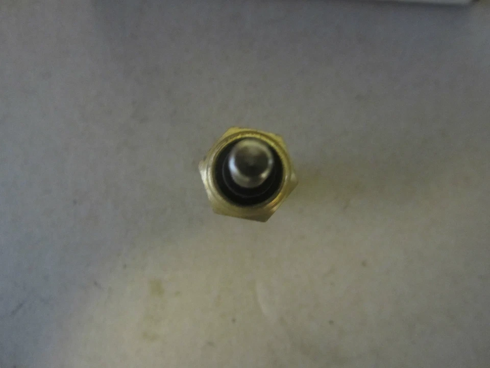 Se adapta a Jeep CJ 5 7 8 Cherokee, Wagoneer, J10 20 transmisor de temperatura sensor medidor Foto 3 de 4