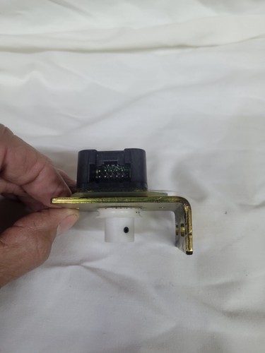 Used US DIGITAL encoder H5-1024-N-D With Bracket - Picture 2 of 3