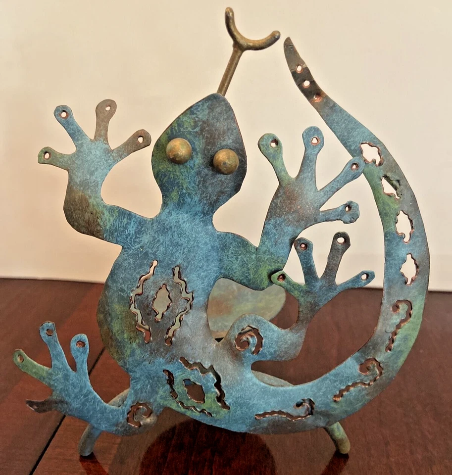 Candelabro Lagarto Gecko Metal Turquesa Azteca 5 3/8" T x 4.75" W Foto 2 de 4