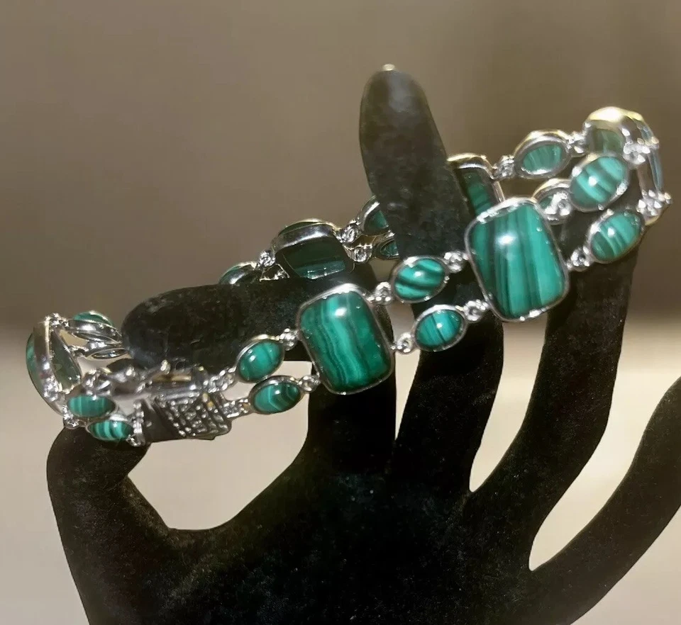 绿色孔雀石纯银铑手链 8.25 英寸 & 21 英寸项链套装 — 第 2/4 张图片