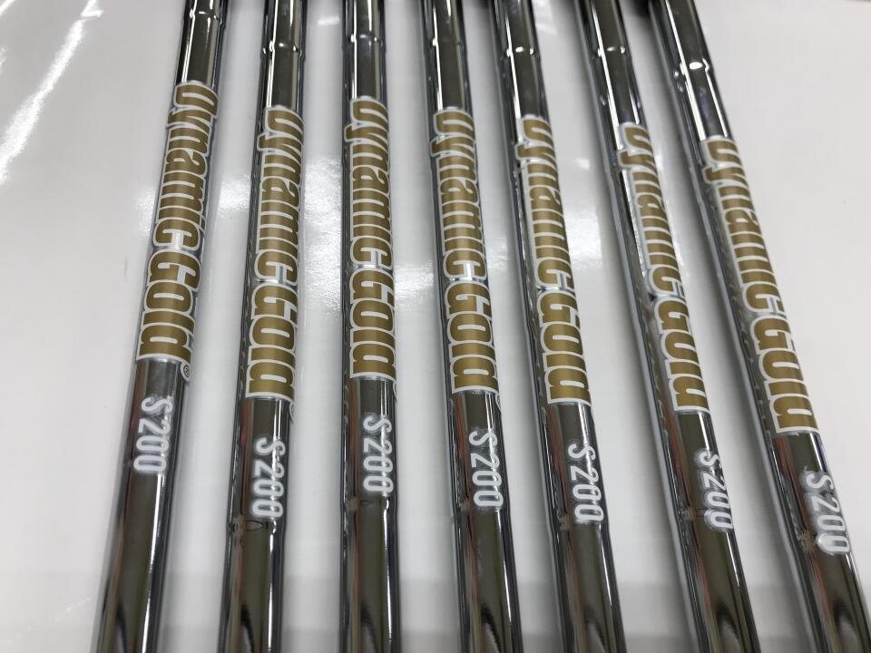 Yonex EZONE CB 702 FORGED 7 Iron Set 4-9 P Right-Handed S200 Yonex EZONE CB 702 FORGED 7 Iron Set 4-9 P Right-Handed S200