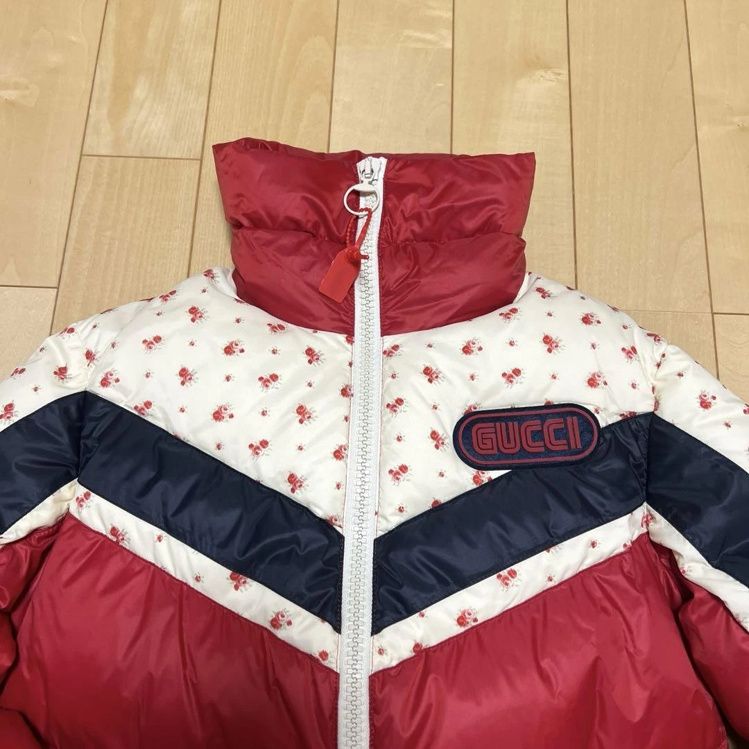 Piumino Gucci stampa floreale dal Giappone