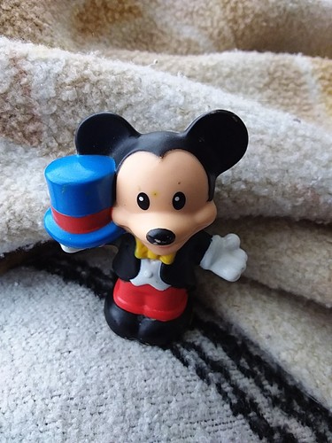 Fisher Price Little People Magic Of Disney Micky Mouse In Magician Outfit... - Picture 3 of 12