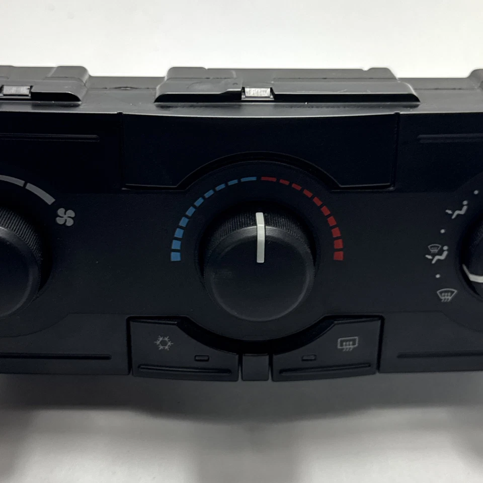 Dodge Charger Magnum 2006-2007 calefacción aire acondicionado control de clima OEM P55111870AE Foto 3 de 4