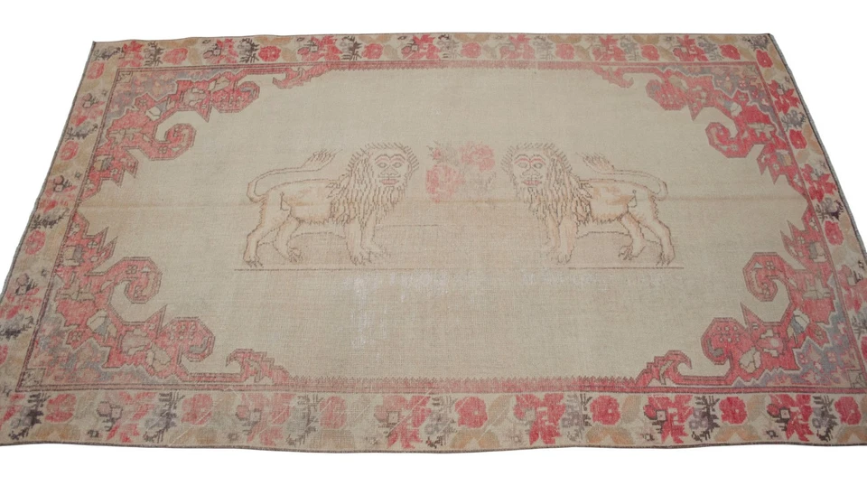 VINTAGE 1960s Turkish Rug | Hand Woven Anatolian with Rare Lion Motif 5x8 ft app - Image 3 of 4