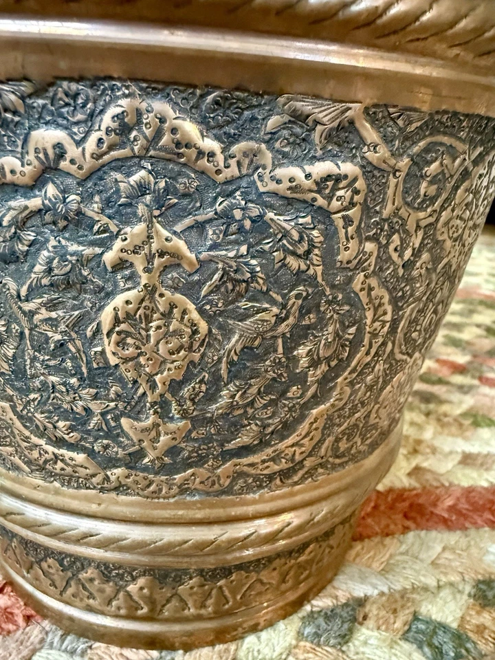 Cubo recipiente de cobre bronceado Anglo-Raj Mughal Foto 2 de 4