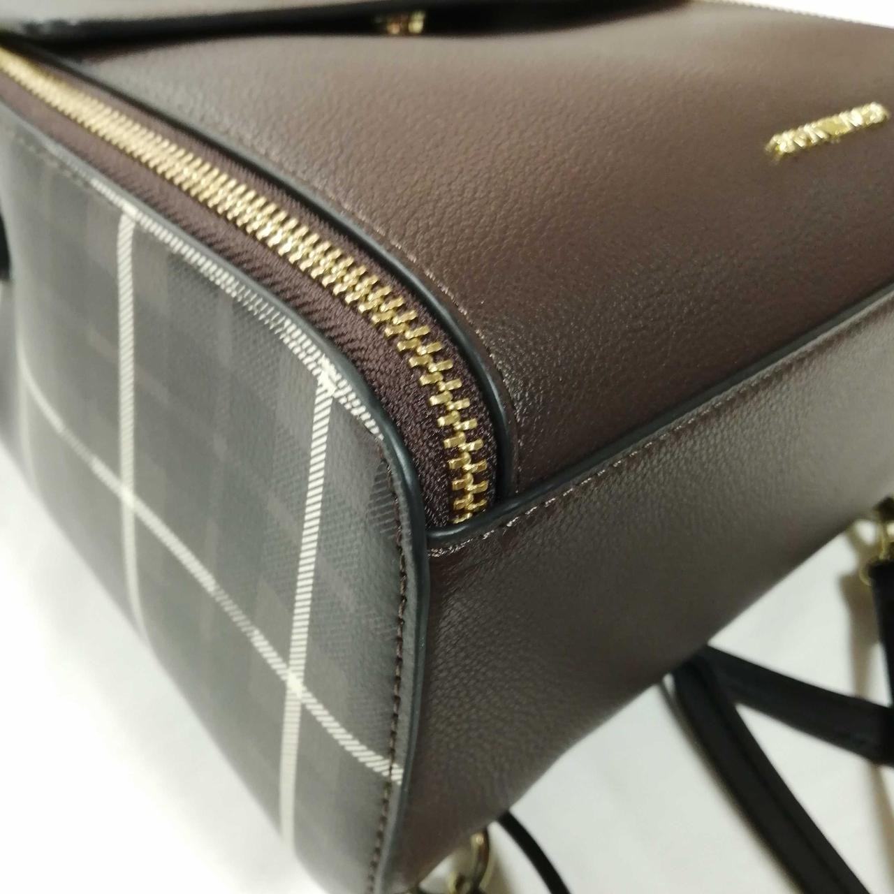 Square ribbon backpack Model Brown SAMANTHAVEGA - image 4