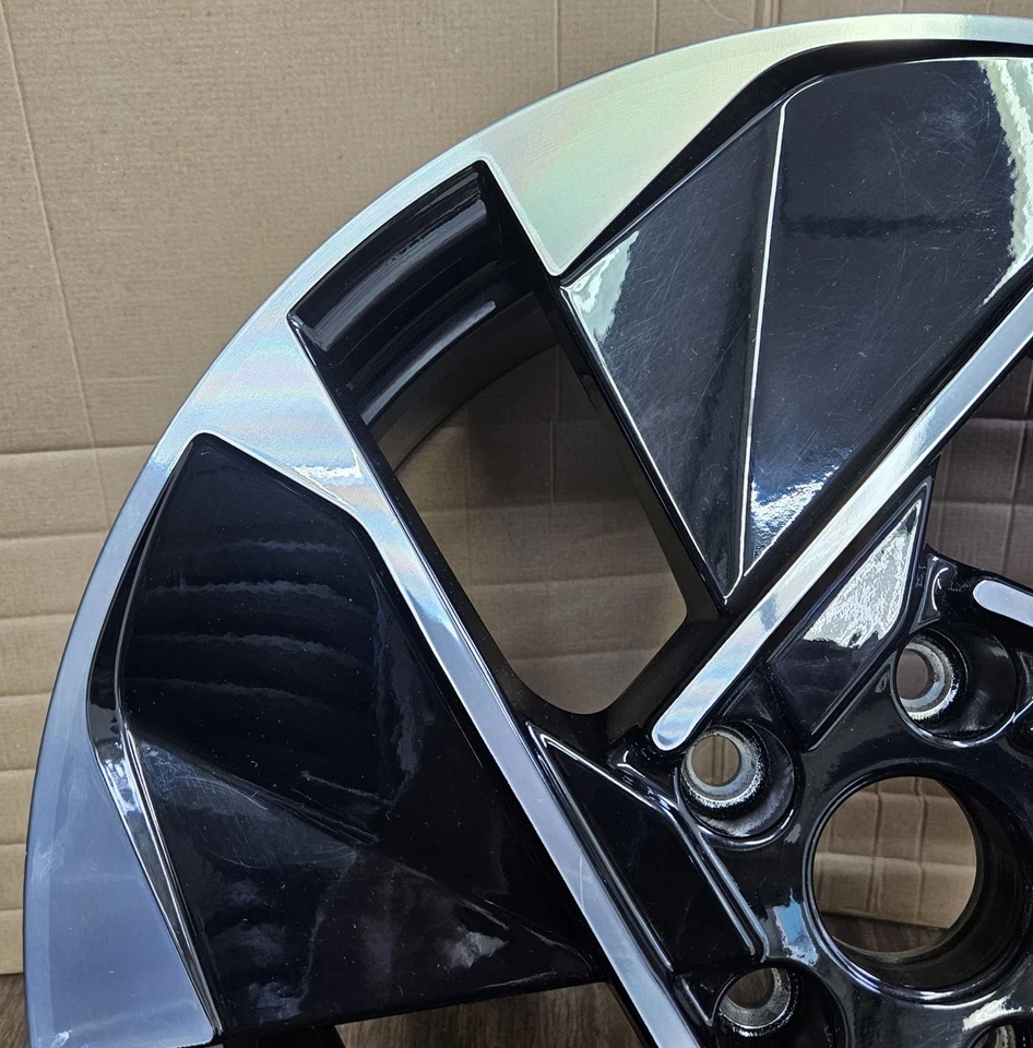 1 original VW ID.3 18 Zoll Alufelge 7,5x18 ET50 10A601025C 10A601025G East Derry - Bild 2 von 4