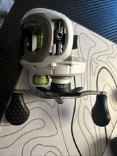 Lews Mach 1 GEN 3 MS8 Speed Spool baitcasting reel RH 7.5:1 8BB MH1SHG3