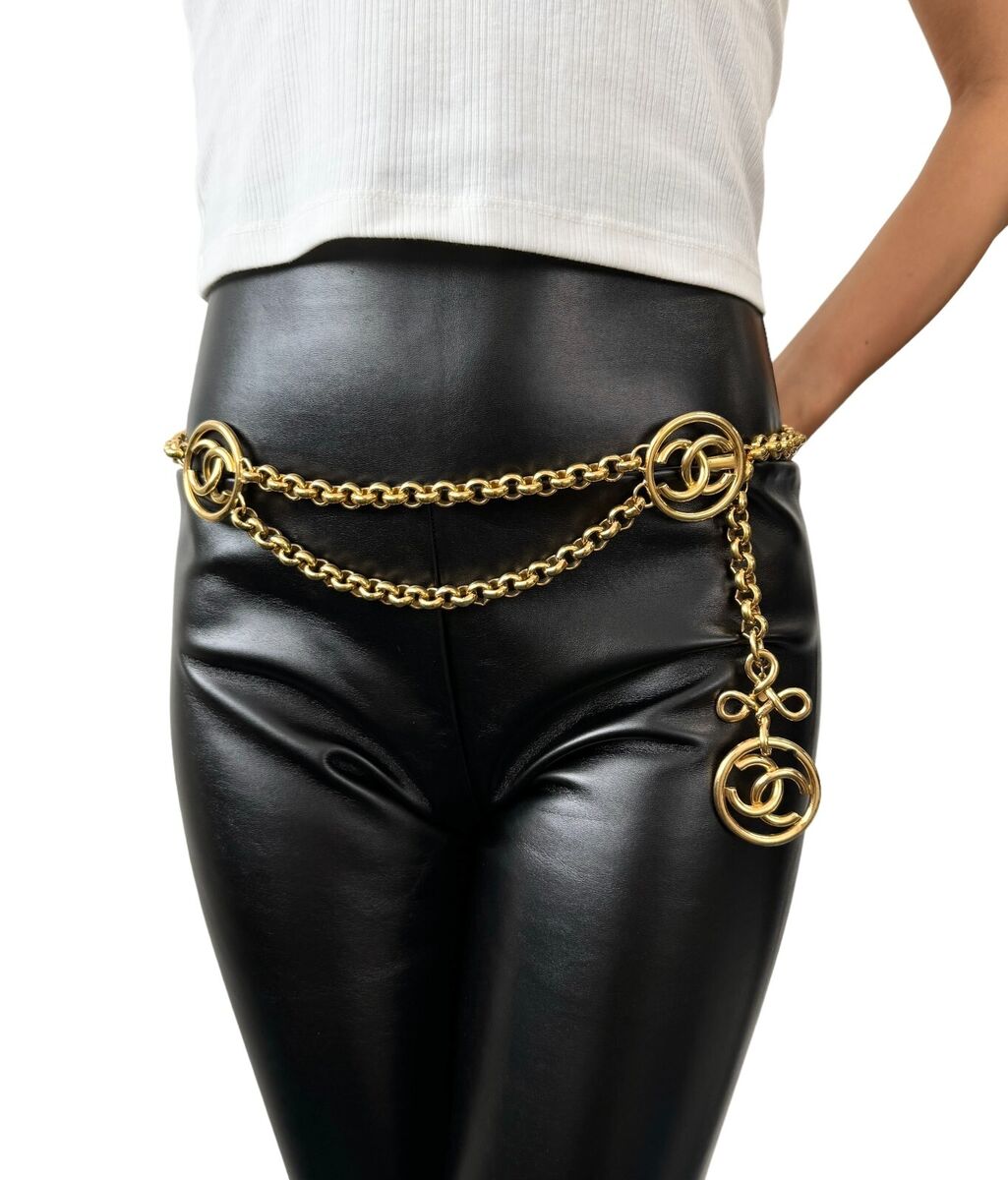 CHANEL Vintage 93P CC Logo Chain Belt Accessory Gold Metal CHANEL Vintage 93P CC Logo Chain Belt Accessory Gold Metal