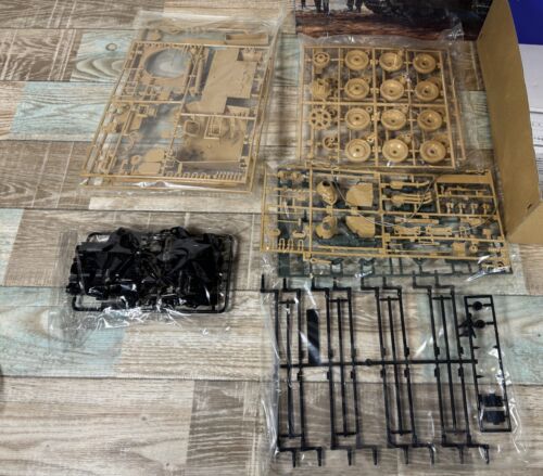 Unused TAMIYA 1/25 RC Radio Control Tank German Tank Panther A ITEM 56602 - Picture 2 of 14