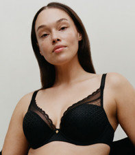 Chantelle 34D Norah Chic Plunge T-Shirt Bra NWOT 16MNA Black