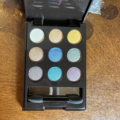 Avon Mark On The Dot Eye Color Compact Makeup Palette Shimmer