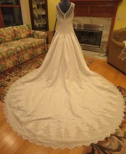 NEW Mary's ALENCON LACE Vintage Wedding Dress CINDERELLA Gown Train FREE SHIP