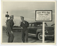 World War II, U.S. Army Air Corps - Parachute - Original Era 8x10 Photograph