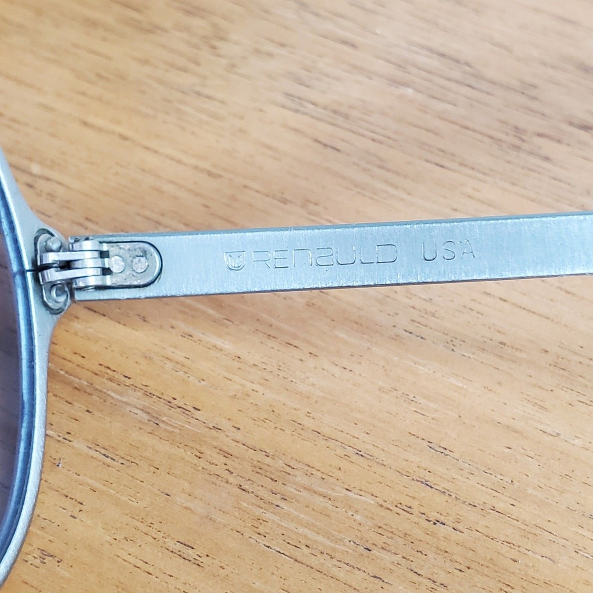 VTG Renauld USA 60 70 display picture 2