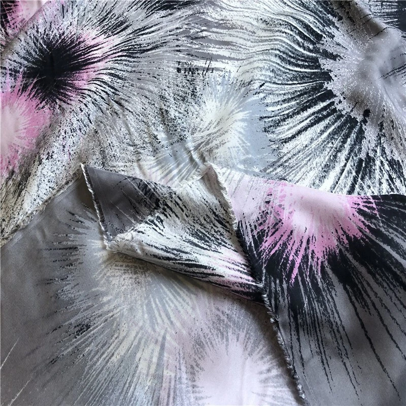 Tela de seda 100 % seda morera 17 Momme sarga estampado gris 53" ancho 1 metro JJ111 Foto 3 de 4