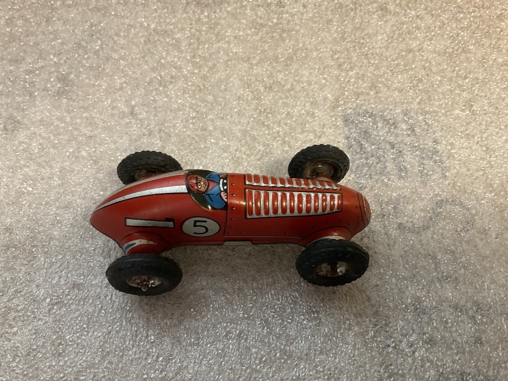 GAMA  RACE CAR 107  1950S WESTERN GERMANY 3.5”