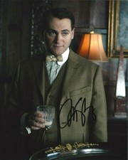 ACTOR MICHAEL STUHLBARG SIGNED 'BOARDWALK EMPIRE' 8x10 PHOTO w/COA ARRIVAL