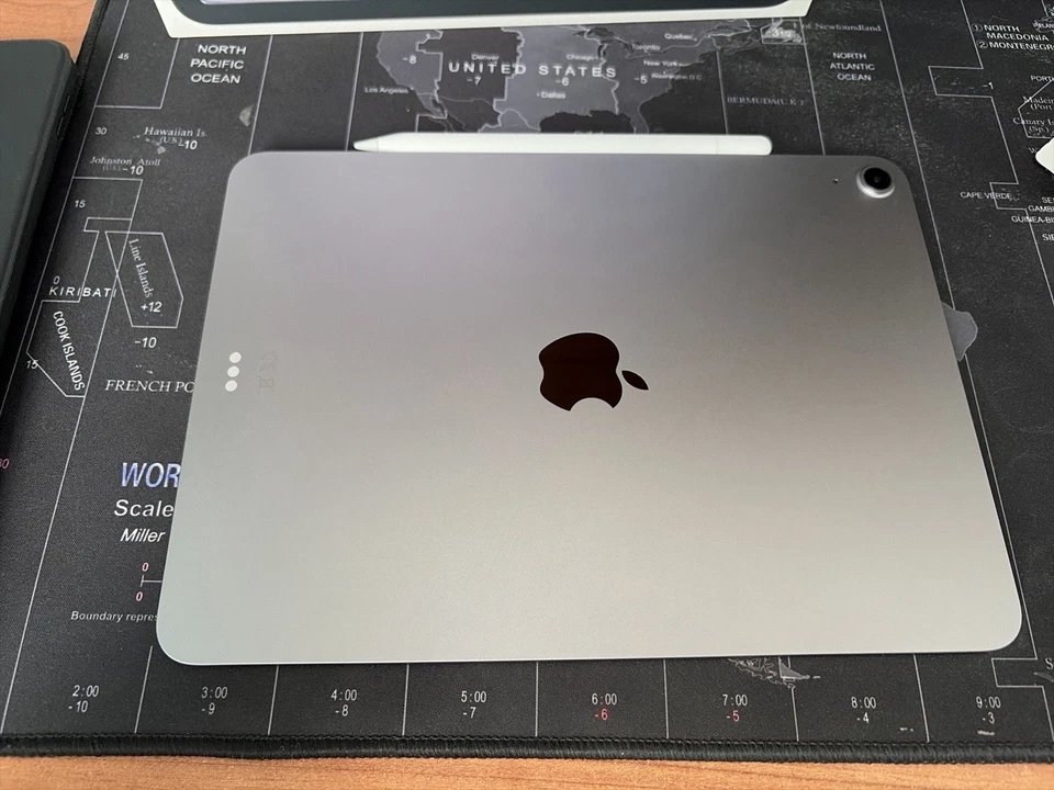 Apple iPad Air 11-inch (M4) · 128GB · Wi-Fi, foto 2 di 4