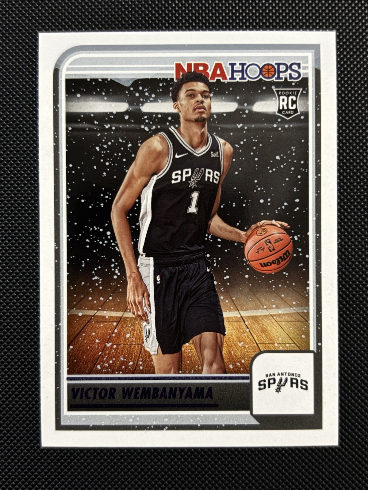 2023-24 NBA Hoops Victor Wembanyama Purple Winter #277 ROOKIE NM/MINT RC