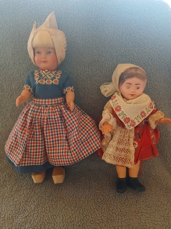 Vintage 2 Folklore Dolls, Dovina Dutch Doll 1950 & Czech Lidova Tvorba 1960