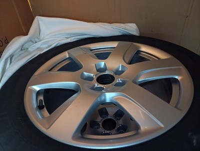 Audi Mischbereifung Michelin alpin M+S mit Flocken 