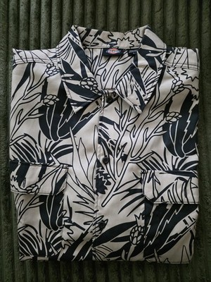 Dickies Max Meadows Work Shirt Mens XL Extra Large Tan All Over Print Button 