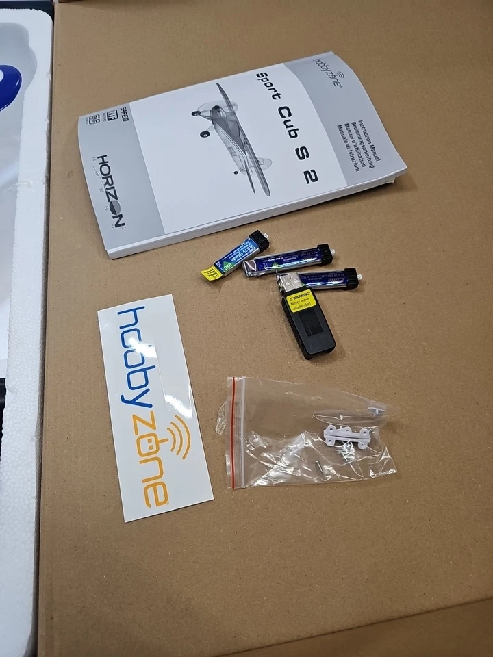 HobbyZone Sport Cub S RC Airplane RTF - Blue/White - Image 4 of 4