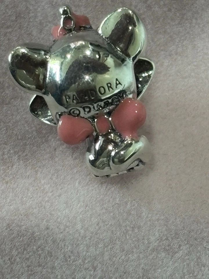 Pandora Disney Los Aristócatos María Dije Foto 4 de 4