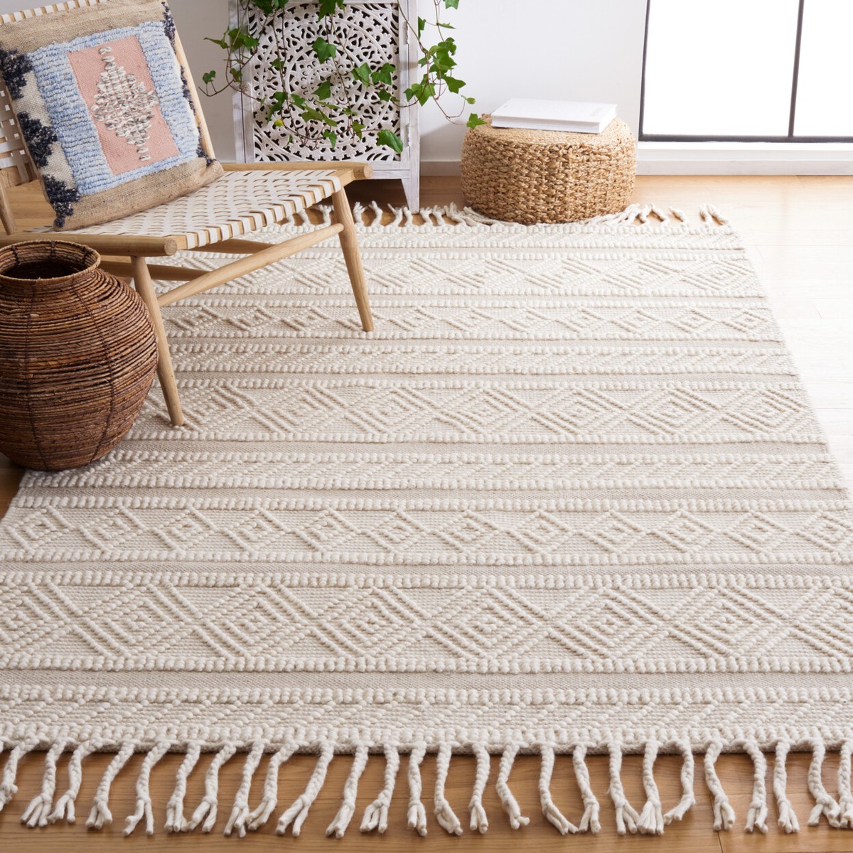SAFAVIEH Natura NAT338A Handwoven Ivory / Beige Rug | eBay