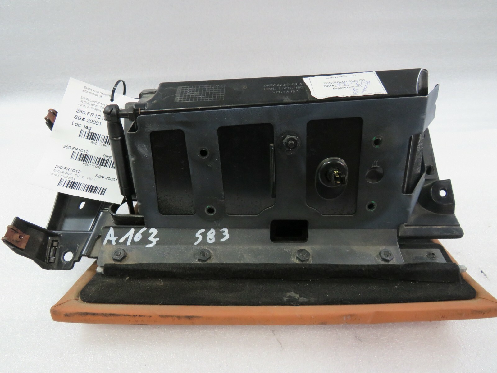 Ferrari California, Glove Box Door, Cuoio, Used, P/N 81873924