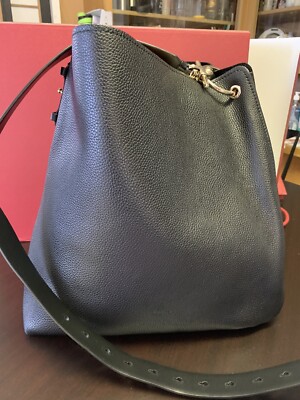 Authentic Salvatore Ferragamo Handbag large Minerva in Nero Calf- Lightly Used