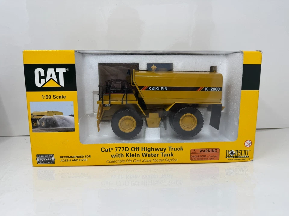 Norscot Cat 777D Off Highway Truck with Klein Water Tank 1:50 Diecast - Image 3 of 4