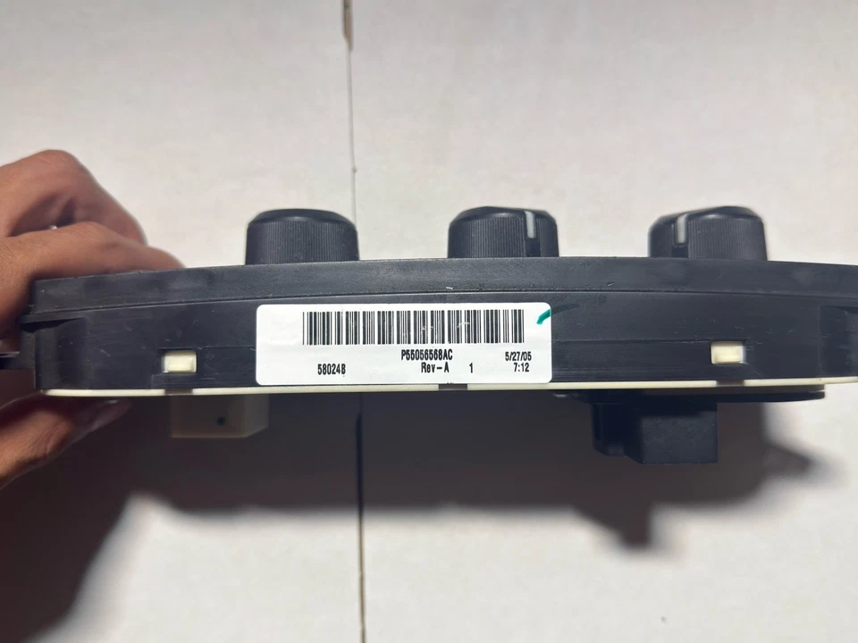 Dodge Dakota 2005-2007 unidad de control de calefacción aire acondicionado P55056568AC OEM S10 Foto 4 de 4