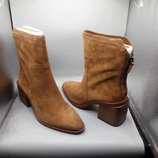 Vince Camuto Kortimy Boots Women's 8.5M Brown Nutmeg Suede Mid Shaft A204