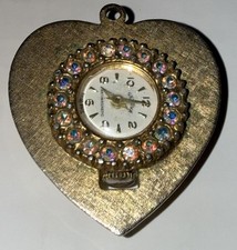 Vintage Geneva Womens Heart Pendant Necklace Watch Gold Tone Manual Wind Swiss