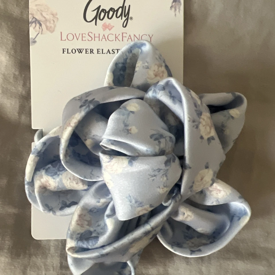 LoveShackFancy X Goody Love Shack Corredor de flores de lujo siempre floreciente azul hiedra Foto 2 de 3