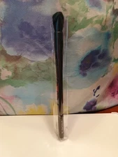 Wingme Cosmetics Mega Eyeshadow Blending Brush 15. Full Size.