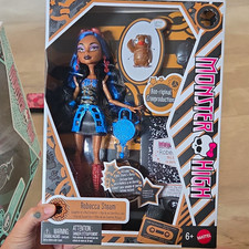 Mattel Monster High Boo-riginal Creeproduction Robecca Steam