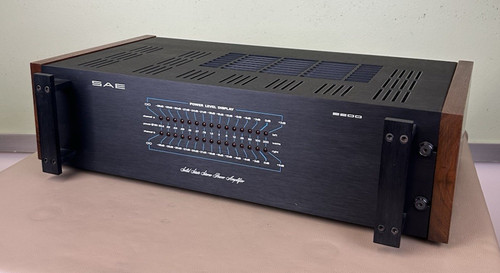 SAE 2200 STEREO AMPLIFIER BOX NICE